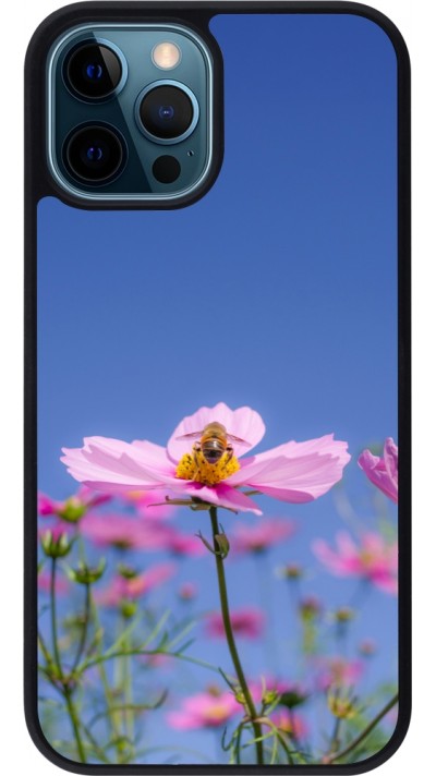 Coque iPhone 12 / 12 Pro - Silicone rigide noir Bee on a flower Spring 2026