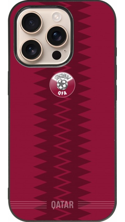 iPhone 16 Pro Case Hülle - Silikon schwarz Qatar 2026 personalisierbares Fussballtrikot