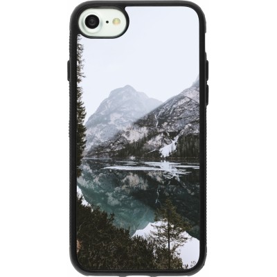 iPhone 7 / 8 / SE (2020, 2022) Case Hülle - Silikon schwarz Winter 22 snowy mountain and lake