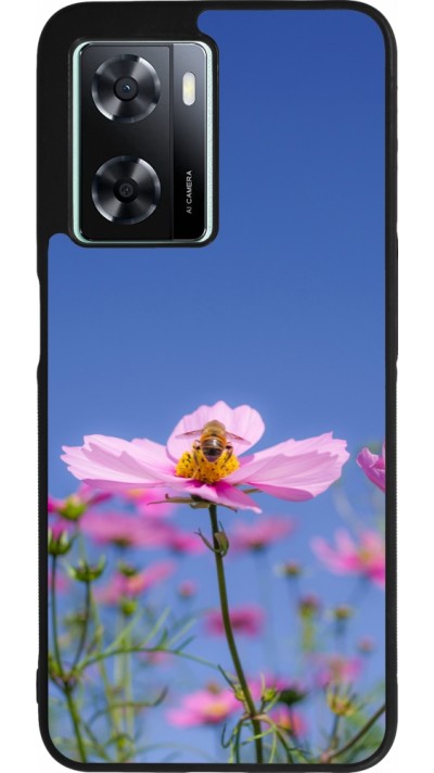 Coque OPPO A57 5G - Silicone rigide noir Bee on a flower Spring 2026