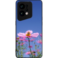 Coque OPPO Find X5 - Silicone rigide noir Bee on a flower Spring 2026