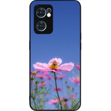 OPPO Reno7 5G Case Hülle - Silikon schwarz Bee on a flower Spring 2026
