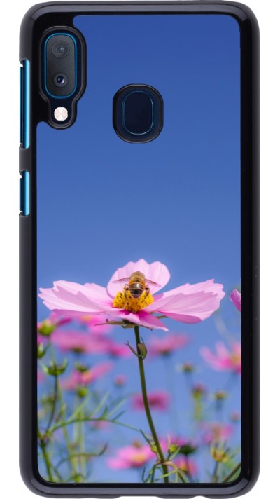 Samsung Galaxy A20e Case Hülle - Bee on a flower Spring 2026