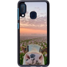Samsung Galaxy A20e Case Hülle - Cow with tulips Spring 2026