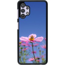Samsung Galaxy A32 5G Case Hülle - Bee on a flower Spring 2026