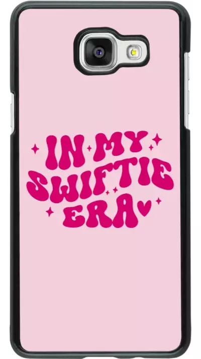 Samsung Galaxy A5 (2016) Case Hülle - Taylor Swift In My Swiftie Era - Pink
