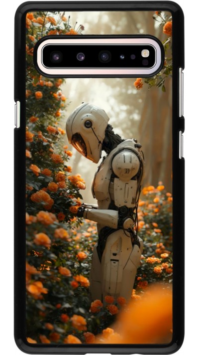 Samsung Galaxy S10 5G Case Hülle - Astronaut flowers 2025