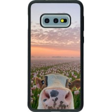 Samsung Galaxy S10e Case Hülle - Silikon schwarz Cow with tulips 2026