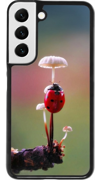 Samsung Galaxy S22 Case Hülle - Ladybird on a mushroom 2026