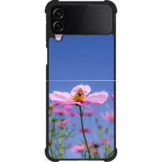 Samsung Galaxy Z Flip4 Case Hülle - Silikon schwarz Bee on a flower 2026