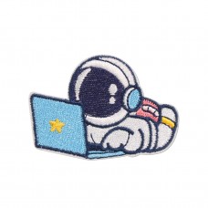 Autocollant sticker pour téléphone/tablette/ordinateur brodé en 3D - Astronaut with laptop