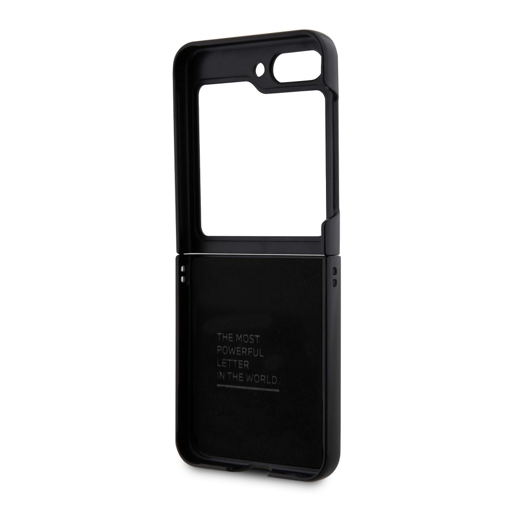Coque Samsung Galaxy Z Flip5 - BMW M effet carbone et cuir avec logo métallique en relief - Noir