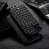 Coque iPhone 13 Pro Max - Fierre Shann étui en cuir  synthétique tissé - Noir