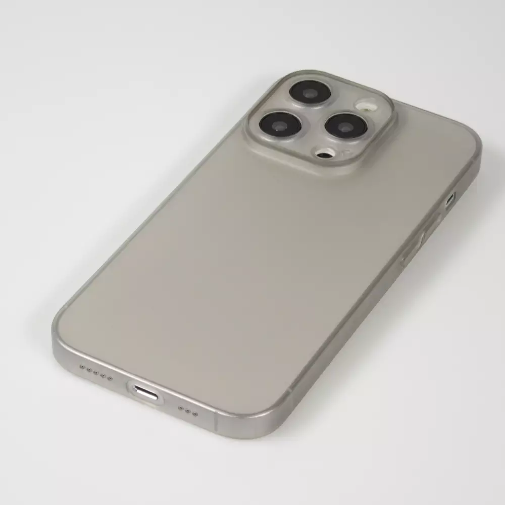 Coque iPhone 14 Pro Max - plastique ultra fin semi-transparent mat - Gris