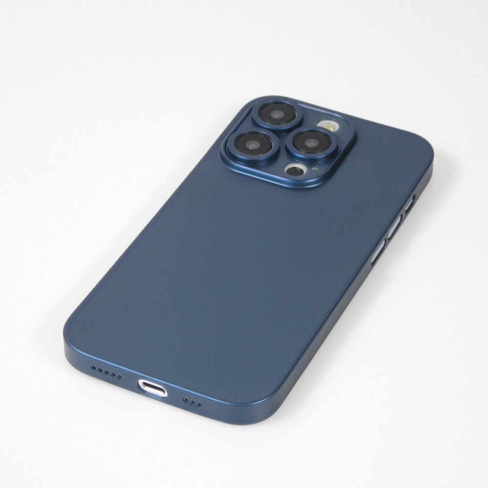 Coque iPhone 14 Pro Max - plastique ultra fin semi-transparent mat - Bleu