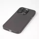 Coque iPhone 16 Pro - plastique ultra fin semi-transparent mat - Noir