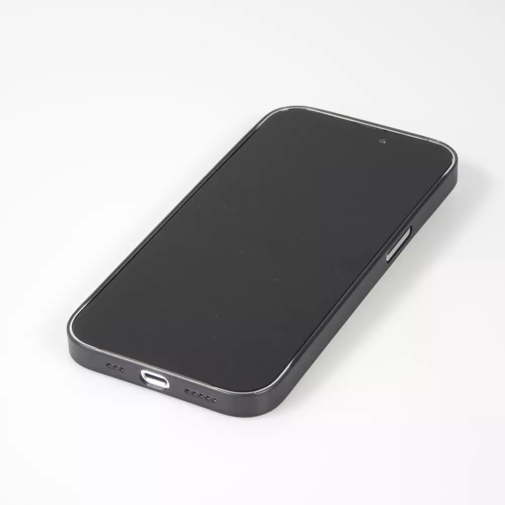 Coque iPhone 16 Pro - plastique ultra fin semi-transparent mat - Noir