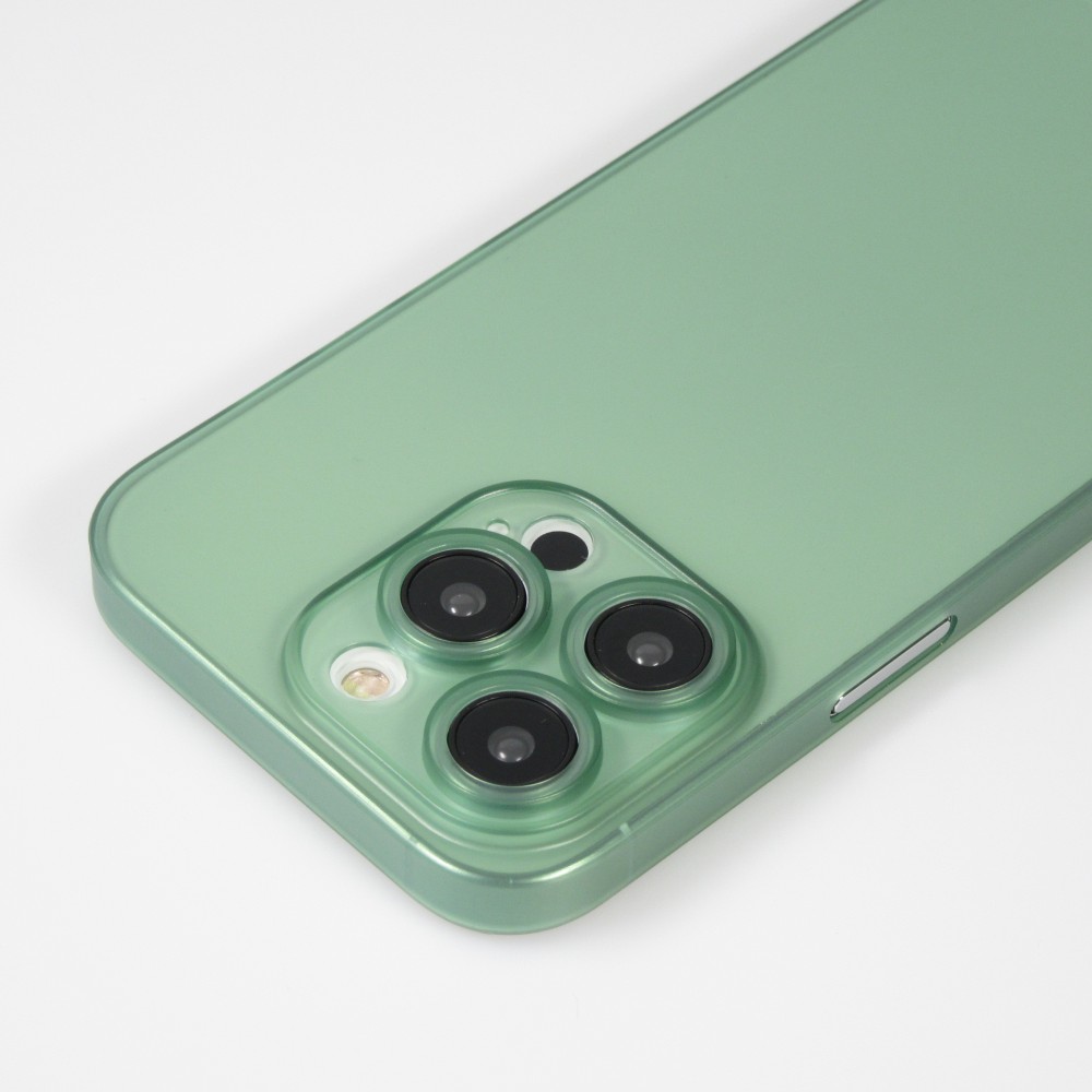 iPhone 15 Pro Max Case Hülle - Plastik ultra dünn semi-transparent matt - Grün
