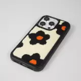 Coque iPhone 14 Pro Max - Silicone avec surface tufting effet fleur - Noir