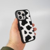 Coque iPhone 14 Pro Max - Silicone avec surface tufting effet peau de vache - Noir