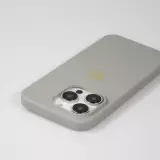 Coque iPhone 16 Pro - Silicone mat dessin cœur doré - Gris