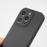 Coque iPhone 14 Pro Max - Silicone mat soft touch avec lignes en relief  - Noir