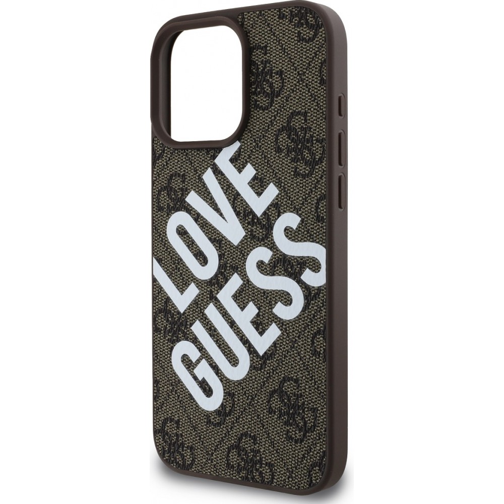 iPhone 16 Pro Max Case H&uuml;lle - Guess Monogramm Kunstleder mit Love Guess Street Style Logo und integriertem MagSafe - Braun