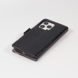 iPhone 13 Pro Max Leder Tasche - Flip Wallet Echtleder mit Akzentstreifen & Kartenhalter - Schwarz
