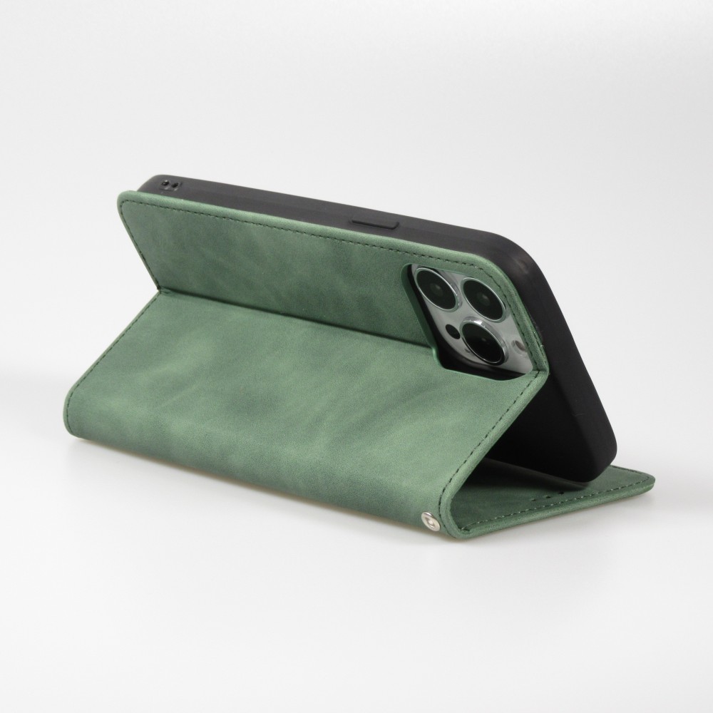 Leder Tasche Case iPhone 16e - Flip Wallet vintage mit Magnetverschluss und Kartenhalter - Dunkelgrün