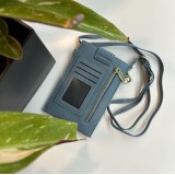 Elegantes umhänge Etui universel für Smartphone bis 6.7 Zoll aus Kunstleder mit Brieftasche - Blau