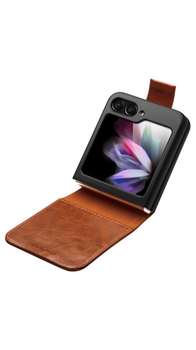 Samsung Galaxy Z Flip5 Case Hülle - Flip Qialino Echtleder mit magnetischem Verschluss - Hellbraun