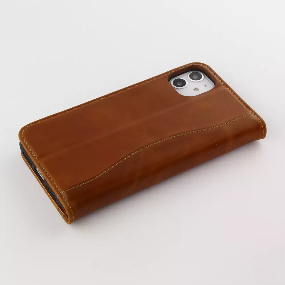 Fourre iPhone 15 Plus - Flip Fierre Shann cuir véritable - Brun