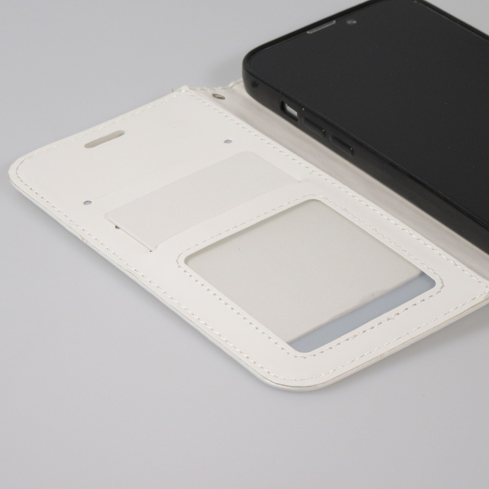 iPhone 13 Case Hülle - Premium Flip Leder Tasche - Weiss