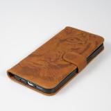 iPhone 14 Pro Max Case Hülle - 3D Flip Kunstleder Auge des Tigers - Braun