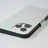 Fourre iPhone 14 Pro Max - Flip lisse brillant couleur magique avec dragonne - Blue Lagoon