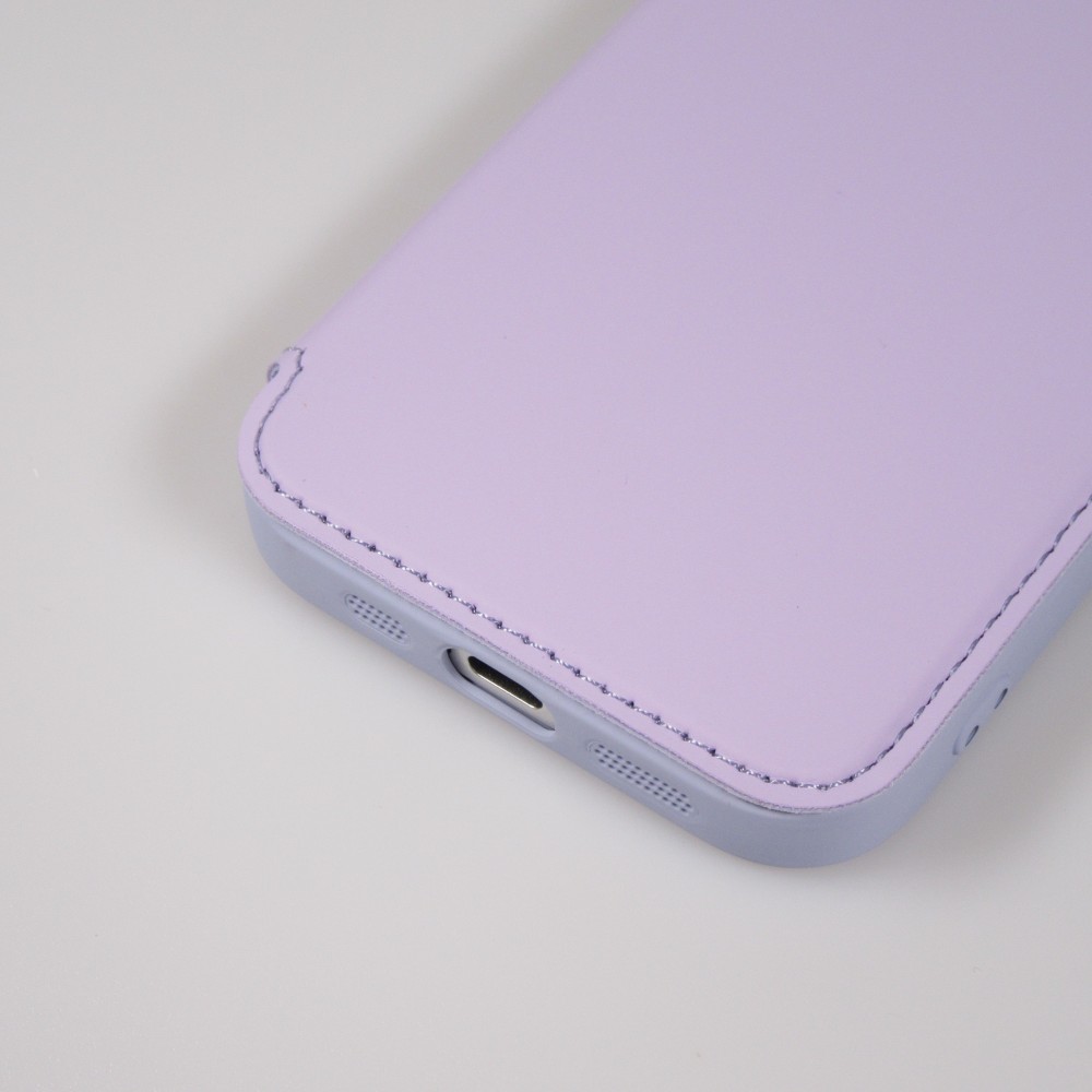 iPhone 15 Case H&uuml;lle - Flip weiches Silikon mit matt glatter Oberfl&auml;che - Hellviolett