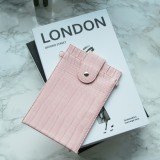 Elegante Universal-Smartphone- Tasche in luxuriöser Krokodil-Lederoptik mit Halsriemen - Rosa