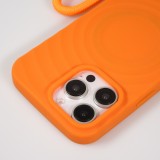 iPhone 16 Pro Case Hülle - Silikon Soft Touch MagSafe mit Wellen und Handschlauf - Orange