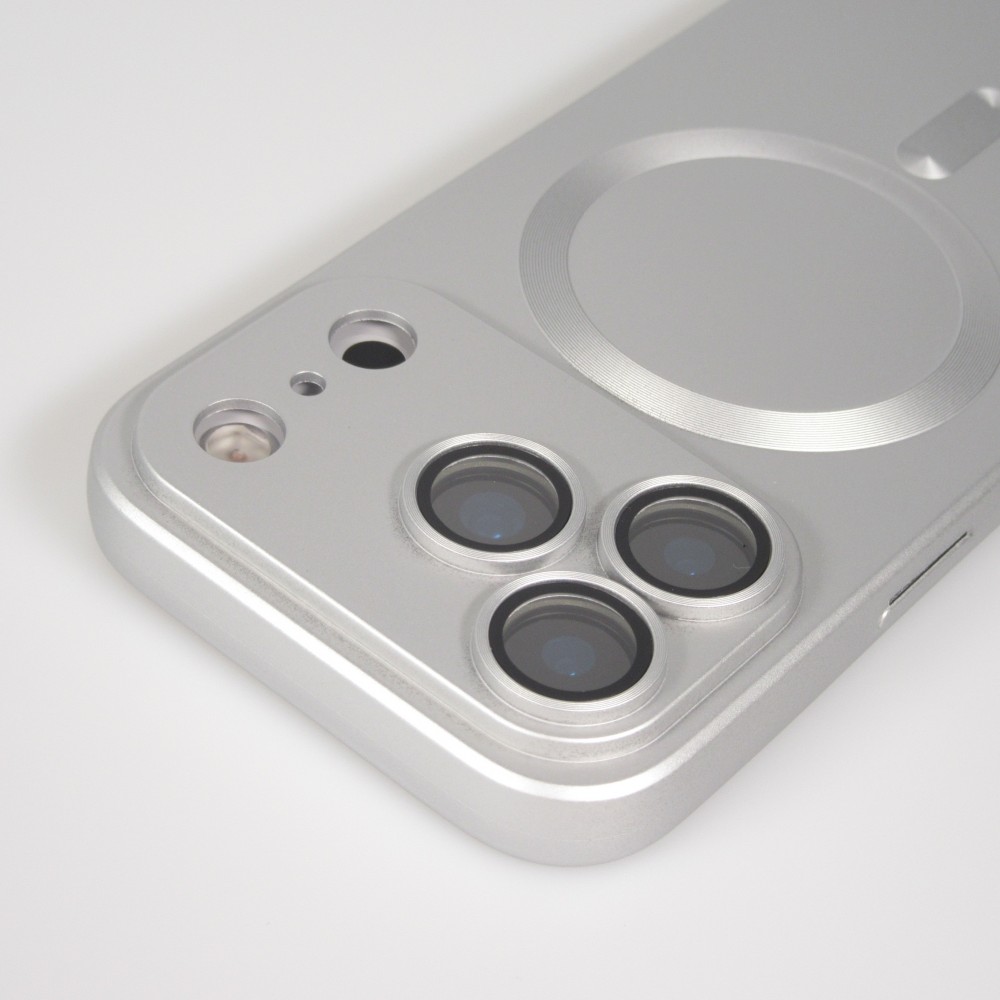 iPhone 17 Pro Max Case Hülle - Gummi weich mit Kameraschutzglas MagSafe - Silber