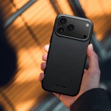 Coque iPhone 17 Pro Max - Qialino cuir véritable (compatible MagSafe) - Noir