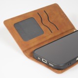 Etui cuir iPhone Air - Flip Wallet vintage avec fermeture aimantée et compartiment cartes - Brun