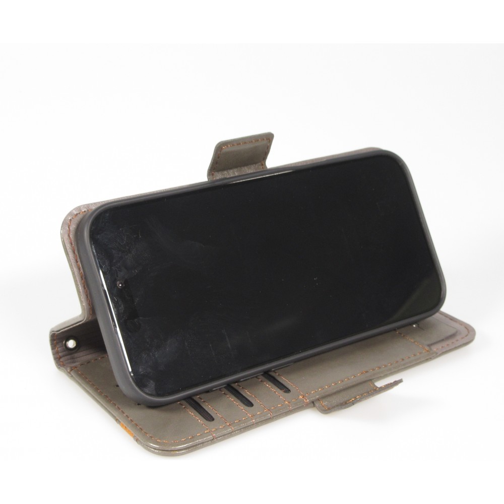 iPhone 17 Pro Max Leder Tasche - Flip Wallet Echtleder mit Akzentstreifen & Kartenhalter - Grau