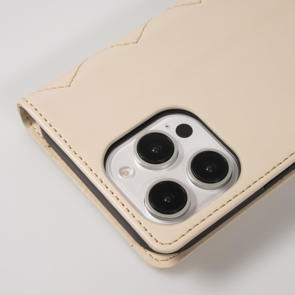 iPhone 16 Pro Max Case H&uuml;lle - Elegante Flip-Matratze mit Magnetverschluss Trageschlaufe und Kartenf&auml;chern - Beige