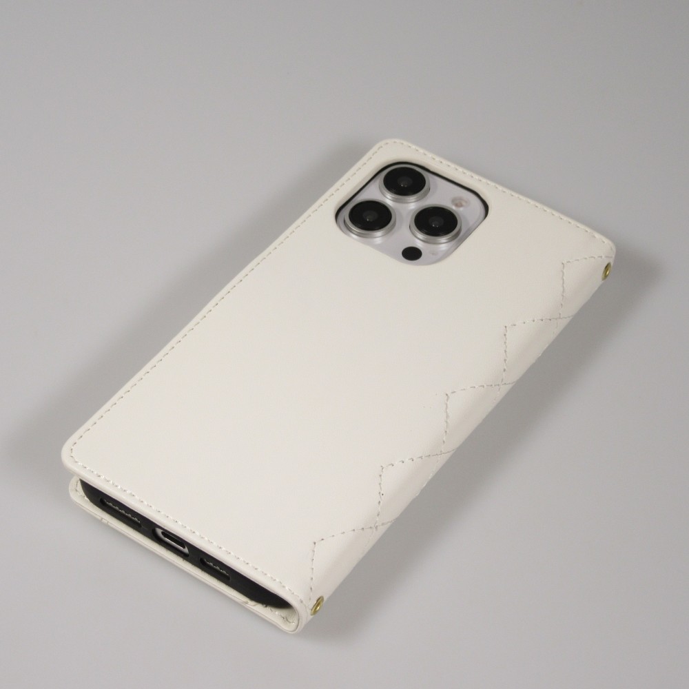 iPhone 16 Pro Max Case H&uuml;lle - Elegante Flip-Matratze mit Magnetverschluss Trageschlaufe und Kartenf&auml;chern - Weiss