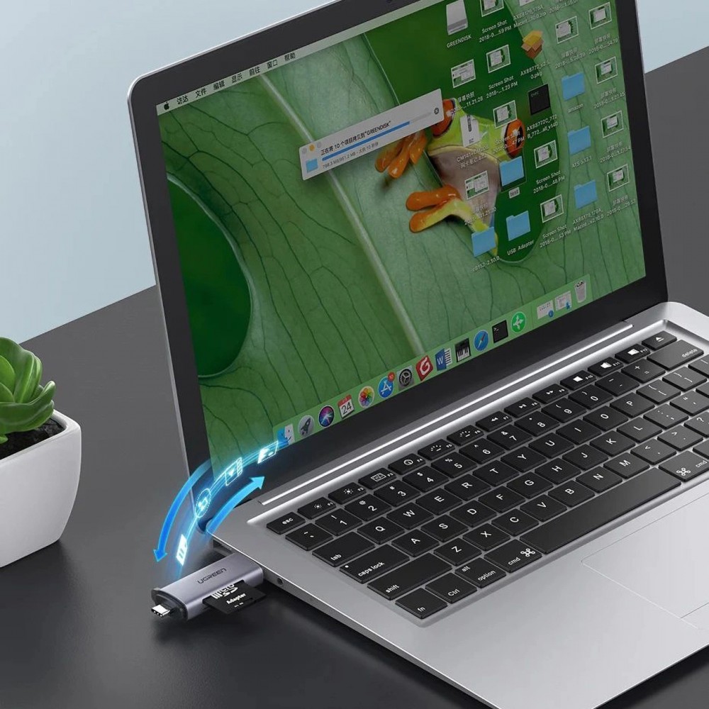 Ugreen 2-in-1 Kartenleser mit USB-C / USB-A 3.0 / SD-Karte / TF-Karte - Ultra-kompakt - Grau