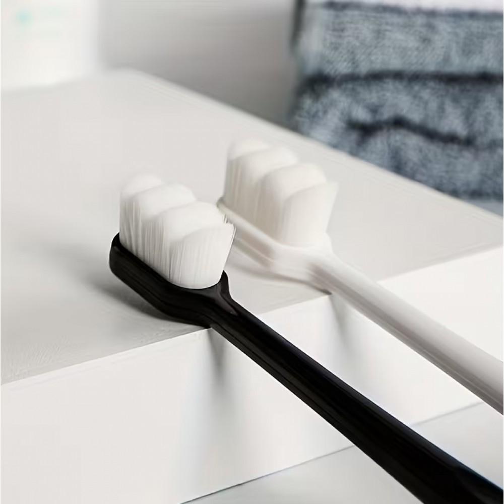 Lot de 4 brosses &agrave; dents ultra douces poils extra-souples pour dents et gencives sensibles nettoyage quotidien adulte (blanc et noir) - Blanc