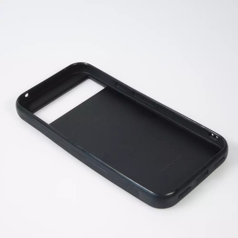 Google Pixel 8a Case Hülle - Silikon schwarz Winter 22 Ski Jump