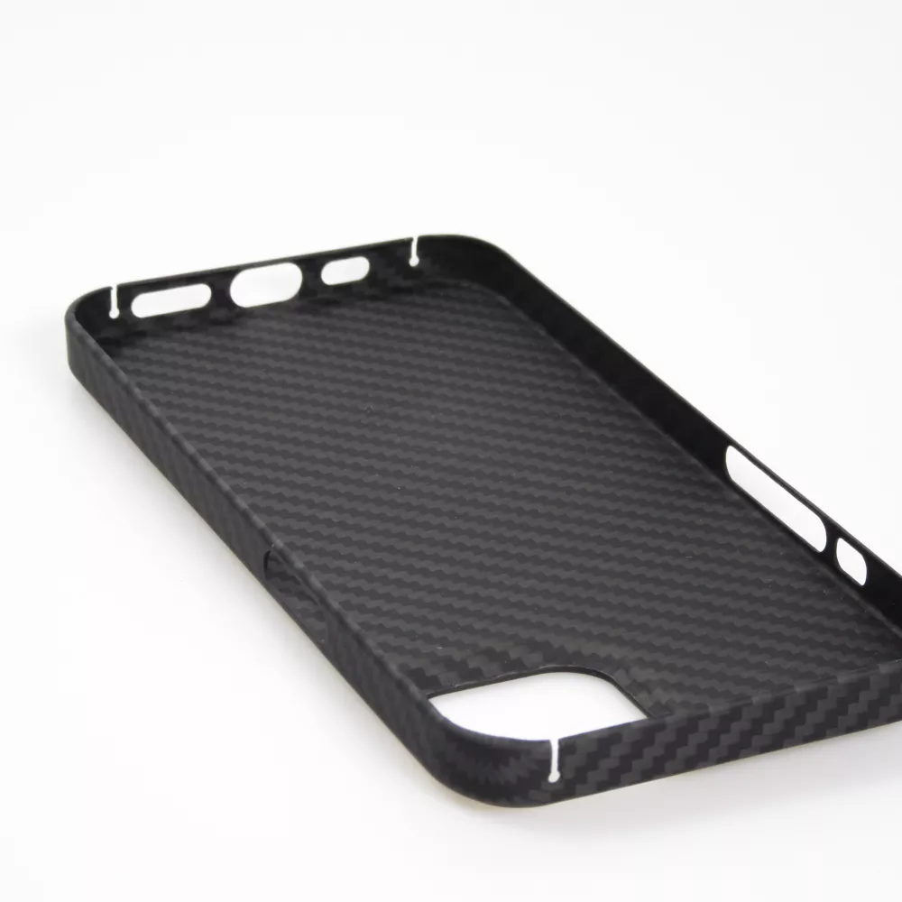 iPhone 16 Pro Max Case Hülle - Carbomile Schutzcase aus echtem Aramid Carbonfaser - Schwarz