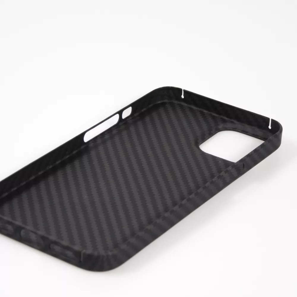 iPhone 16 Pro Max Case Hülle - Carbomile Schutzcase aus echtem Aramid Carbonfaser - Schwarz