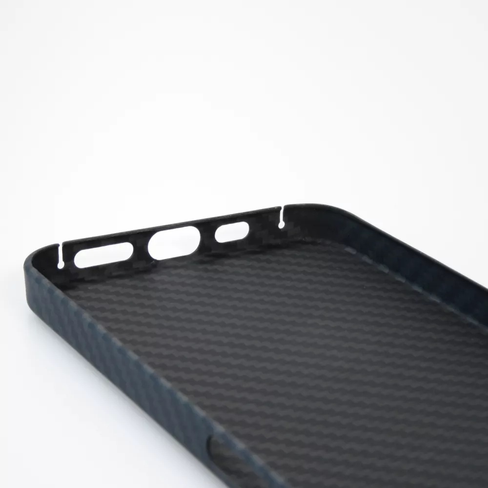 iPhone 16 Pro Max Case Hülle - Carbomile Schutzcase aus echtem Aramid Carbonfaser - Schwarz